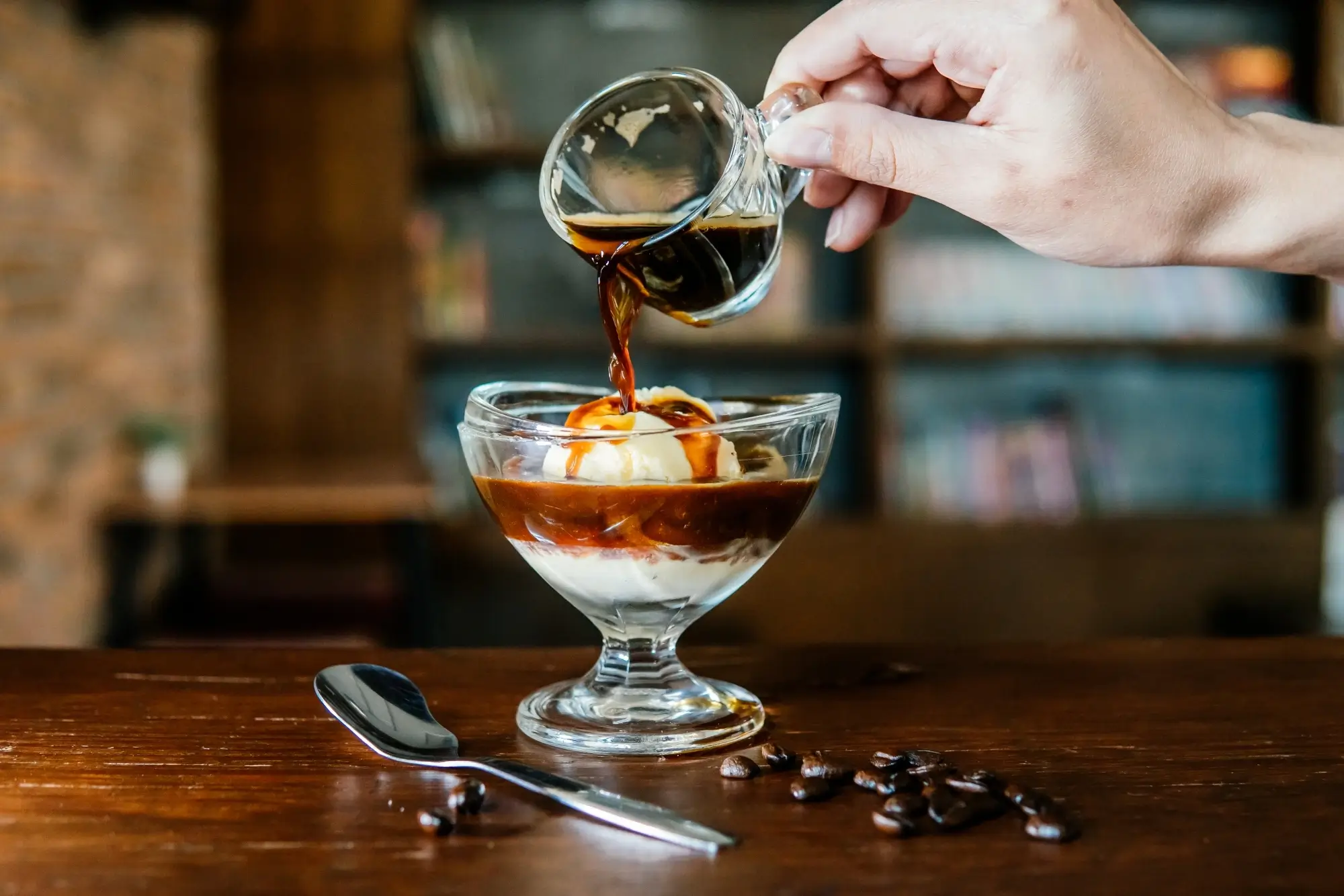 Apa itu Affogato? Kenalan Sama Menu Simpel yang Bikin Cuan