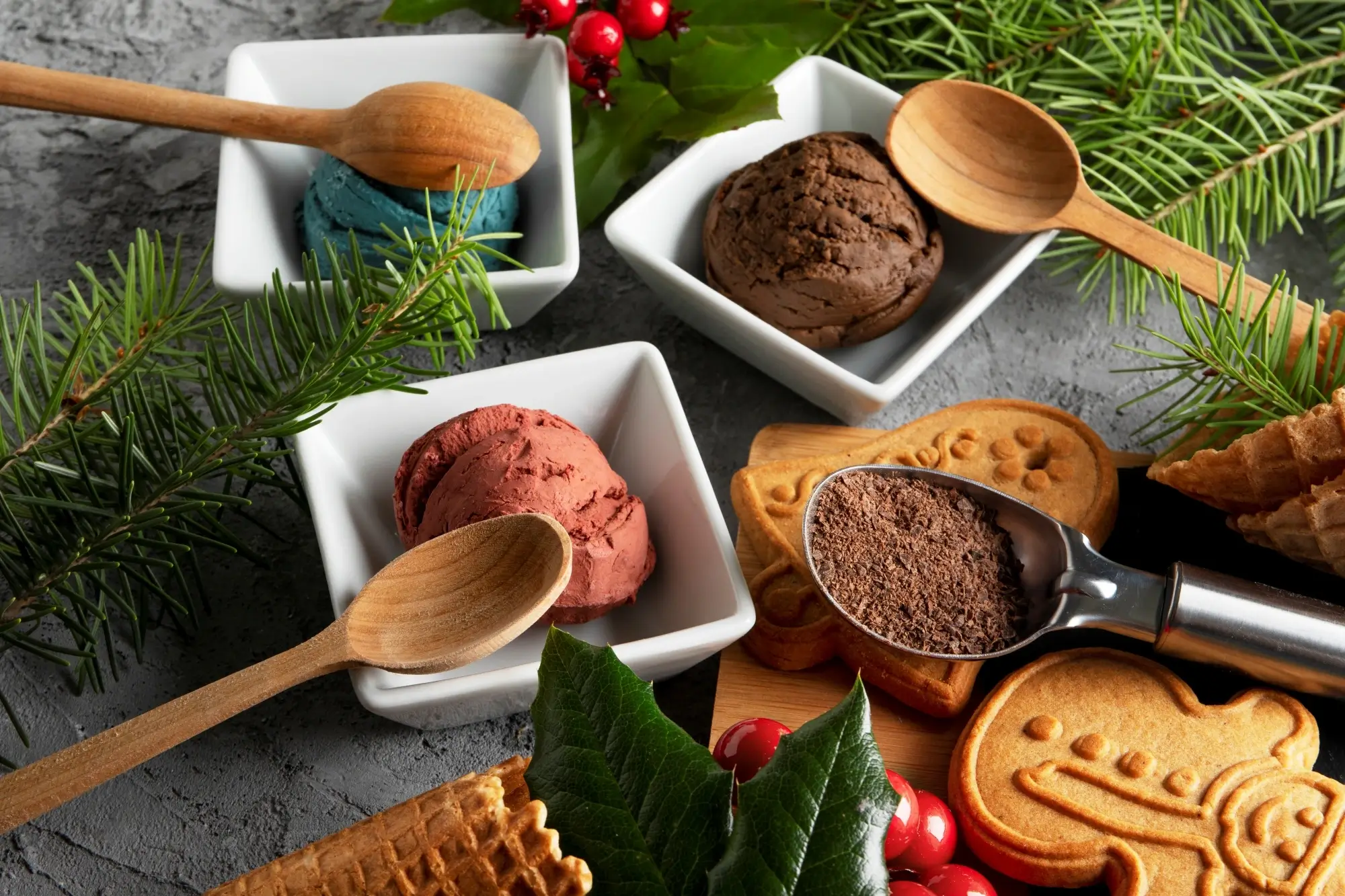 7 Rekomendasi Rasa Es Krim untuk Natal yang Bikin Pelanggan Antre